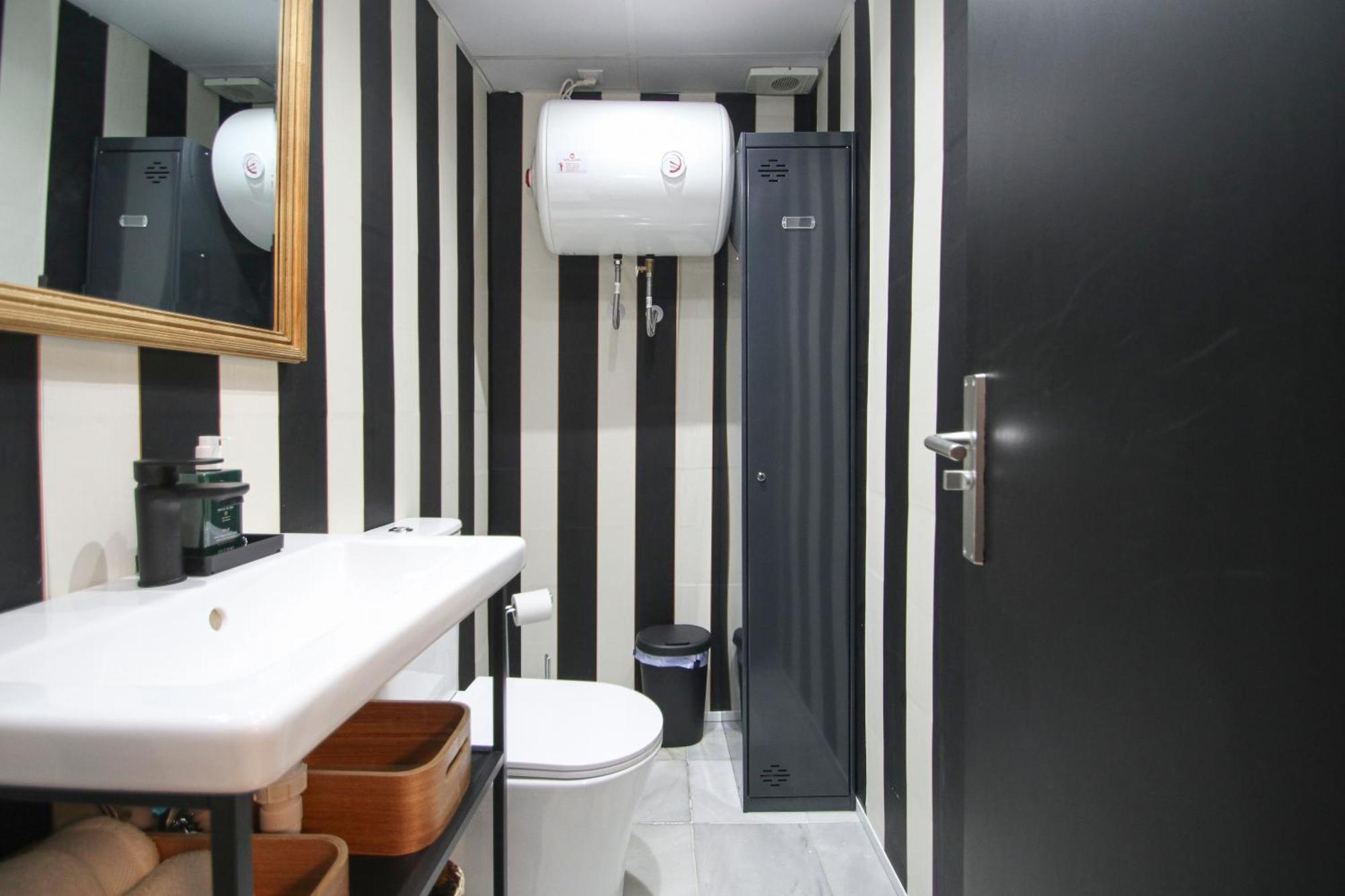 New! Luxurious & Chic Duplex Next To The Cathedral Appartement