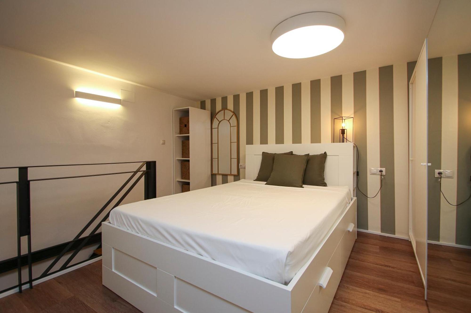 New! Luxurious & Chic Duplex Next To The Cathedral Appartement *